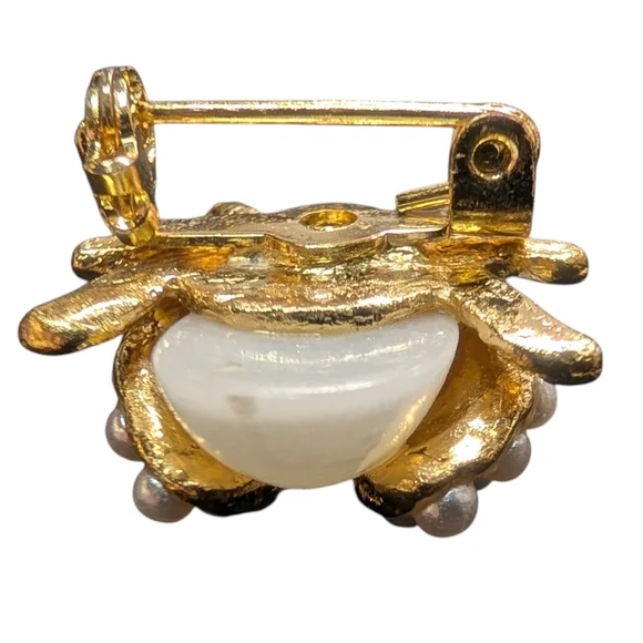 Vintage Gold and Pearl Ladybug Brooch - Picture 5 of 7